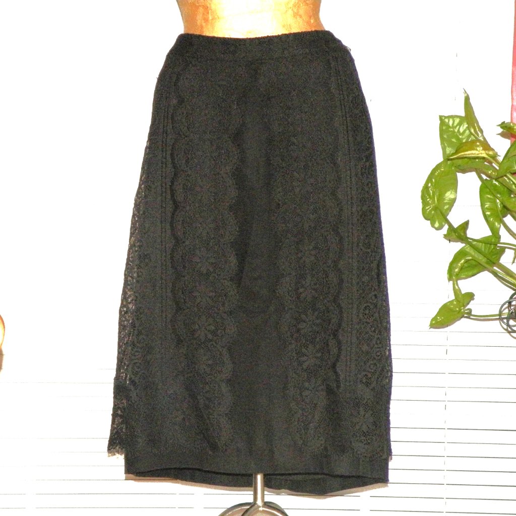 Nwt $282 Trina Turk Black Lace Sidney Skirt S 8 Save 94%